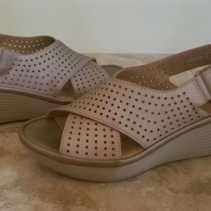 Clarks wedge Bronze Sandal